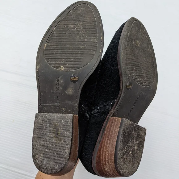 LUCKY BRAND Fenley black suede ankle booties - Picture 9 of 11